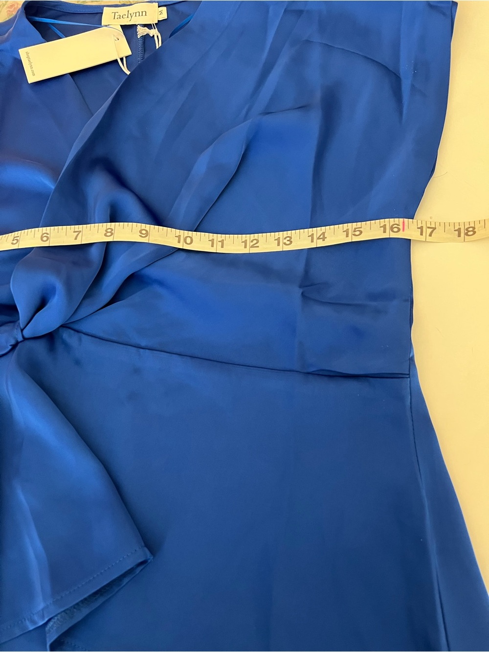 Taelynn Royal Blue Knot-Front Satin Blouse flowy bottom Size M NWT - Picture 6 of 9